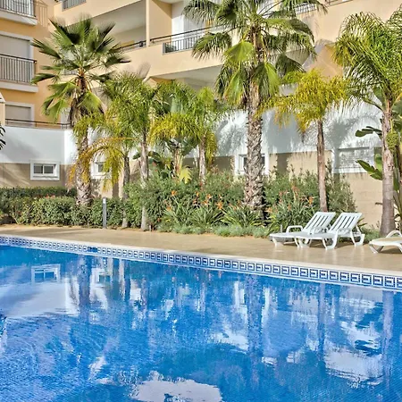 Palm Tree With Pool By Homing شقة